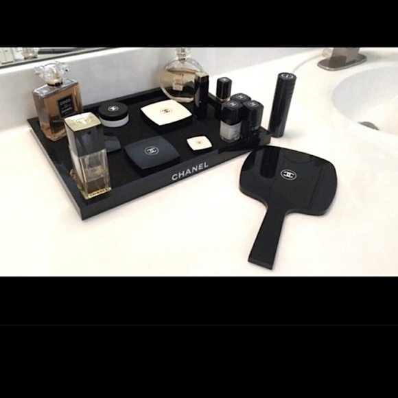 Chanel make up station set - Picture 2 of 3